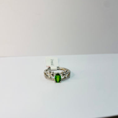 925 Sterling Silver Oval Shaped Emerald Precious Stone Ring  |  transformation Protection Health