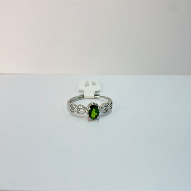 Oval Shaped Chrome Diopside Crystal Ring