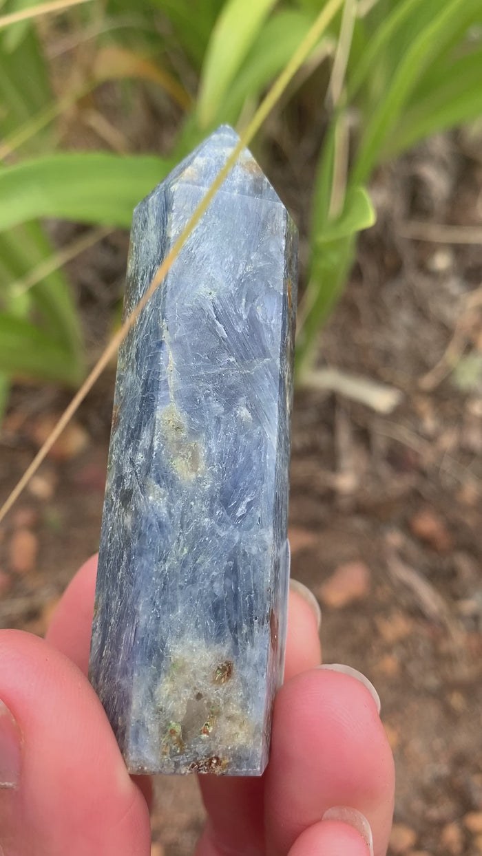 Authentic Kyanite Crystal Gemstones Tower 73 mm / Point 77 grams